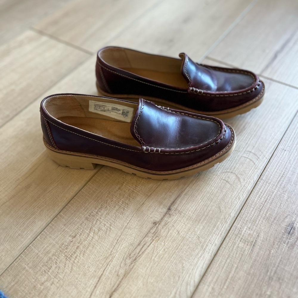 Sperry brown loafers, size 6